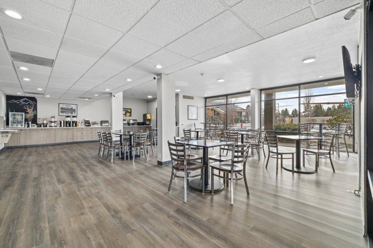 Red Lion Inn & Suites Deschutes River - Бенд Екстериор снимка